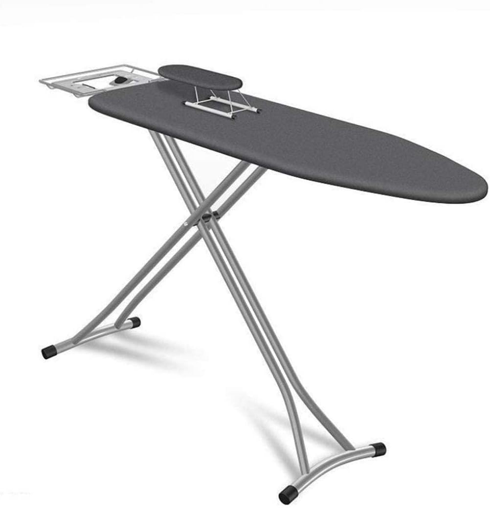 Une table de repassage qui se replie apres usage, avec une surface laissant passer la vapeur