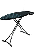 Decouvrez la table de repassage qui se replie apres usage en coloris noir et gris