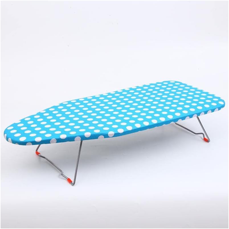 La planche de table comprend un format compact avec une structure pliante